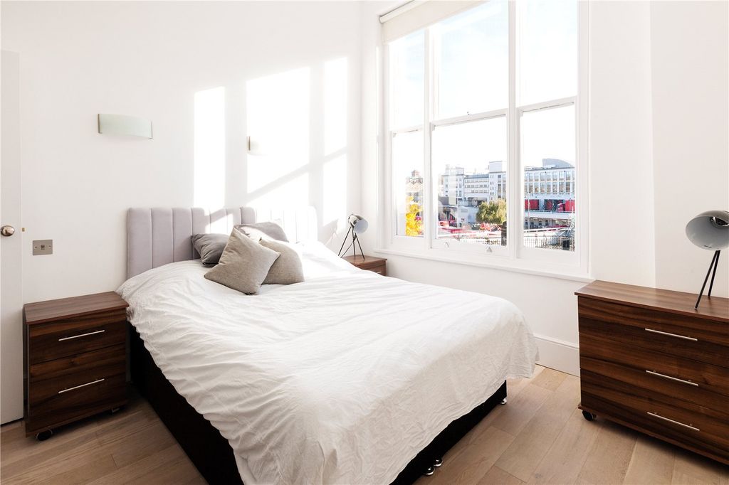 Property photo 3 of 5 Picture No. 02