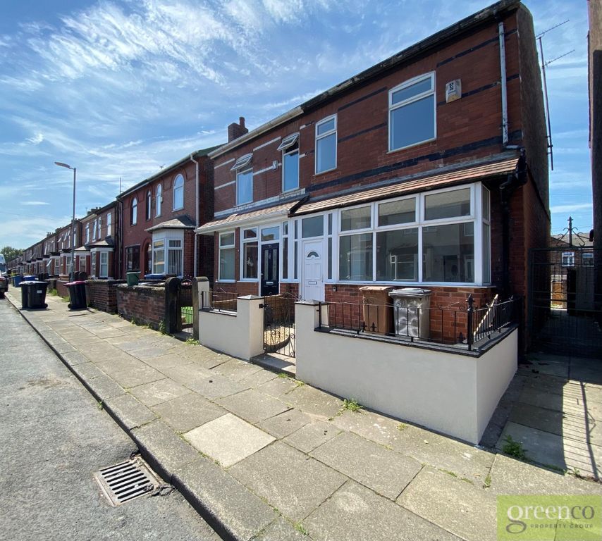 Property photo 2 of 27