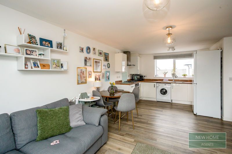 Property photo 3 of 14 Photo 3