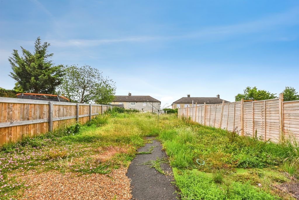 Property photo 2 of 16