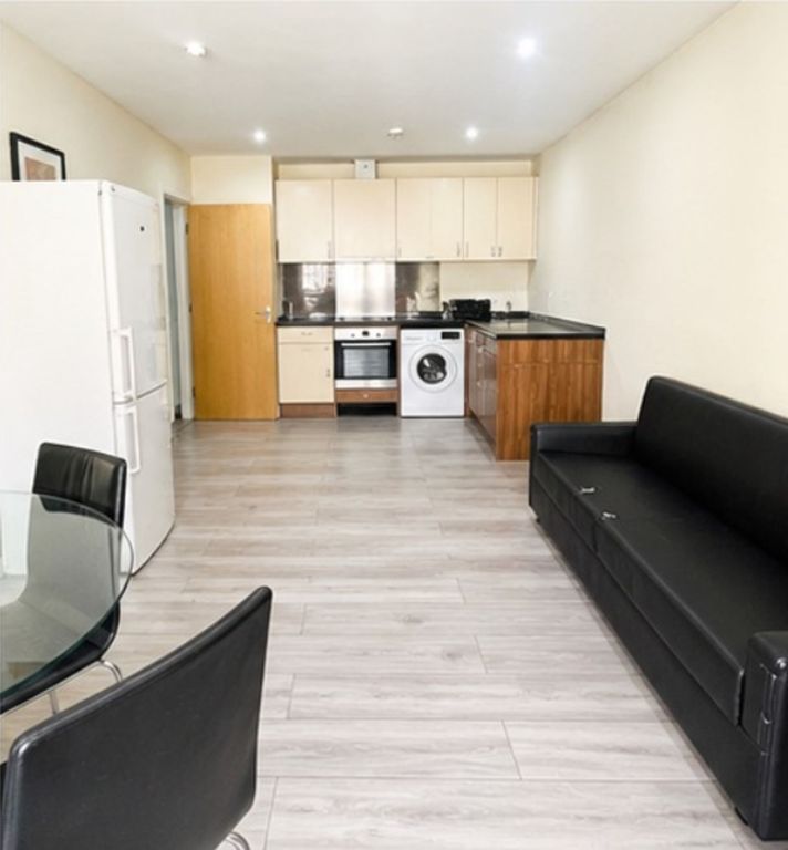 Property photo 1 of 5