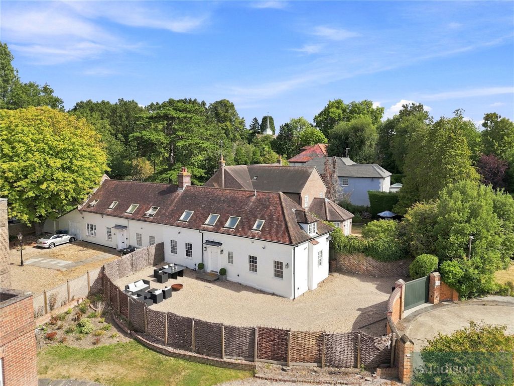 Property photo 1 of 31 Picture No. 22