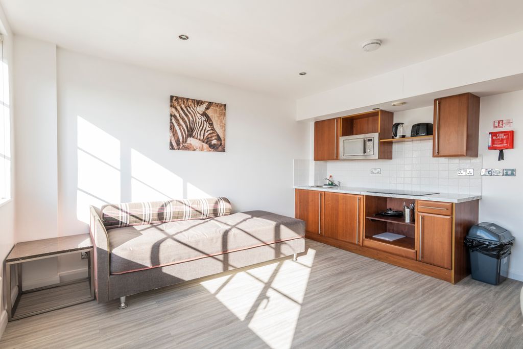 Property photo 3 of 15 Gallery