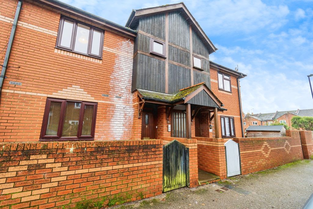 Property photo 1 of 16 Photography