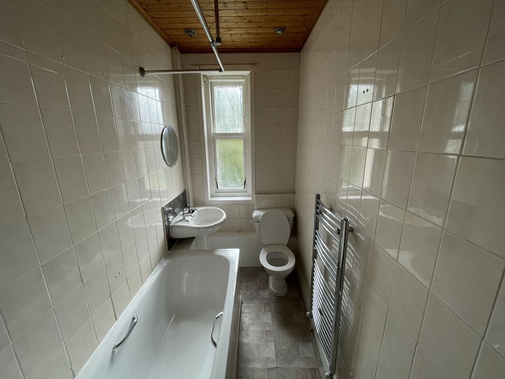 Property photo 2 of 9 Gallery