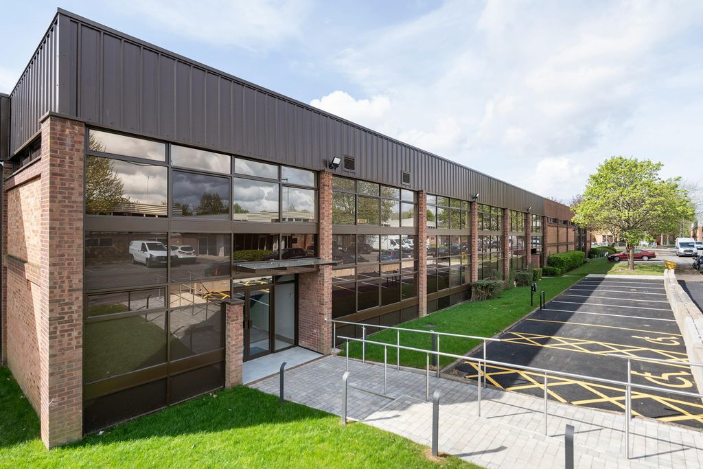 Property photo 1 of 13 Iw220425Ca003.Jpg