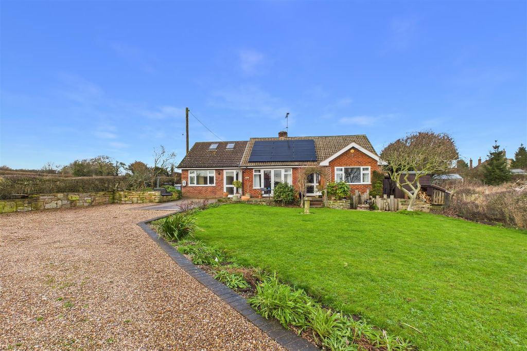 Property photo 1 of 27 Cam04235G0-Pr0122-Still003.Jpg