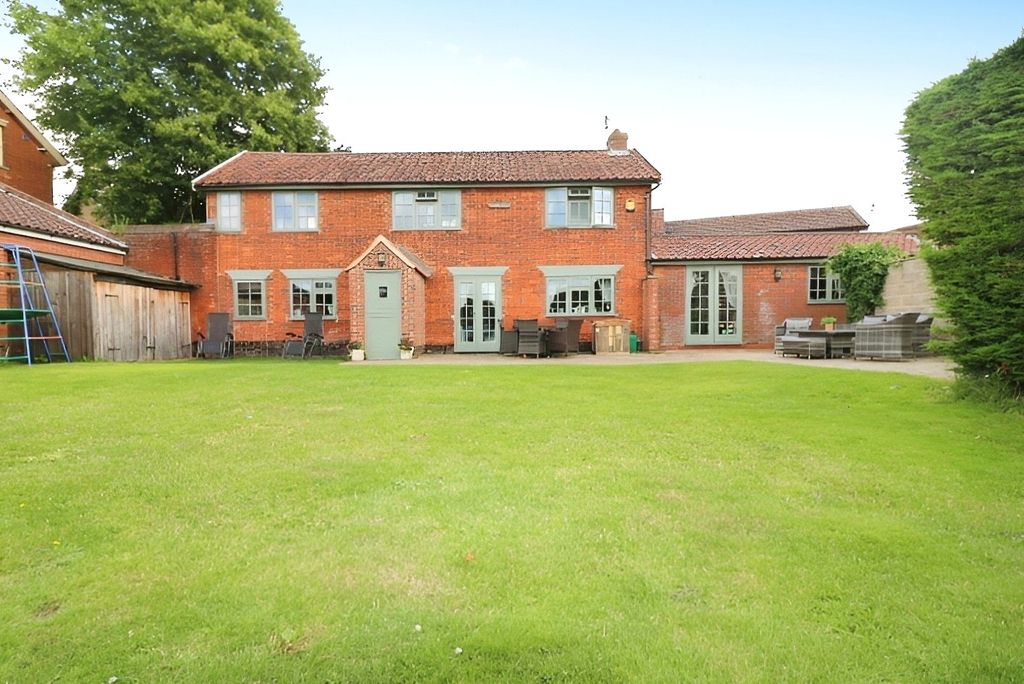 Property photo 1 of 21 Picture No. 02