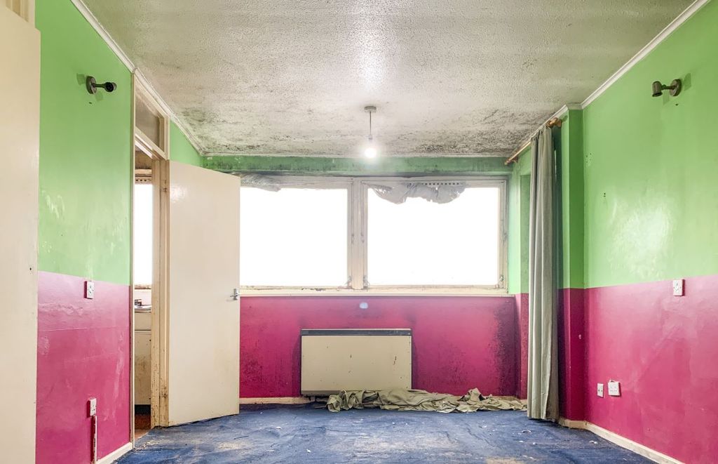 Property photo 2 of 8