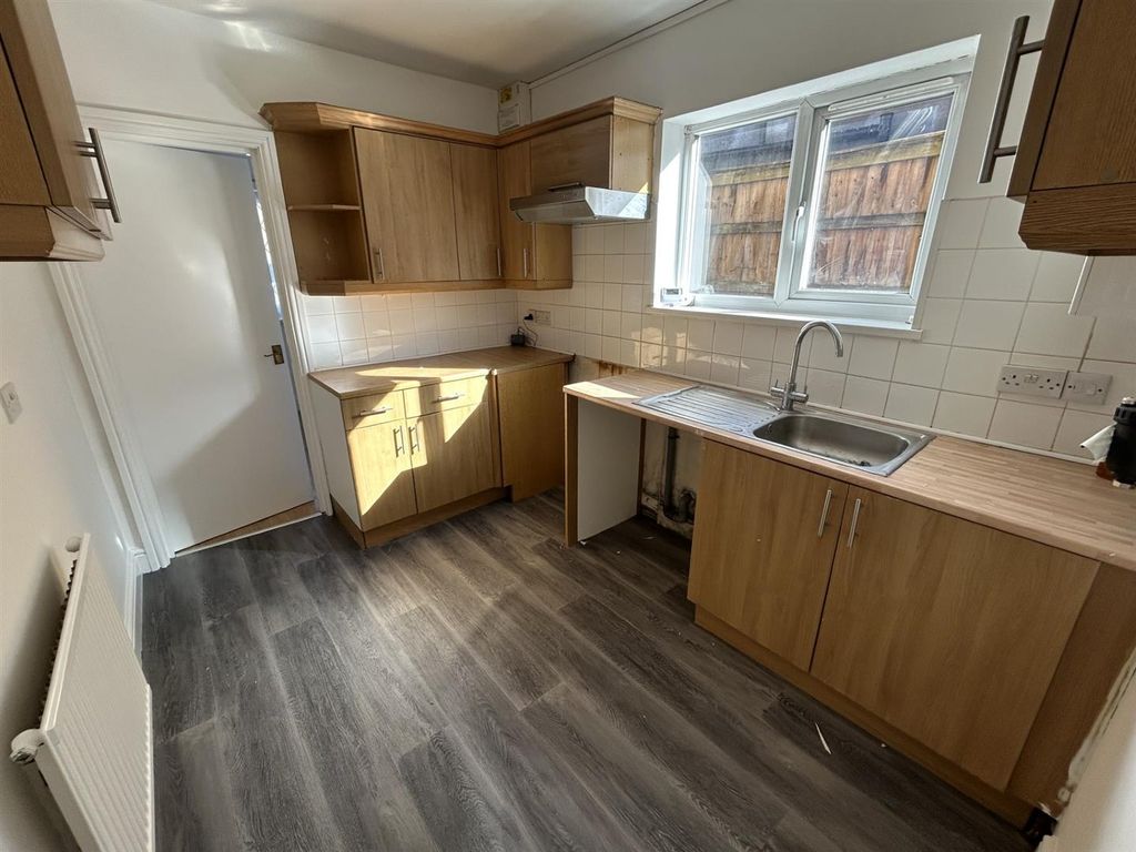 Property photo 3 of 16 c29Ac50c-5A57-4d85-9F52-Ab7d1Cf43B98.Jpg