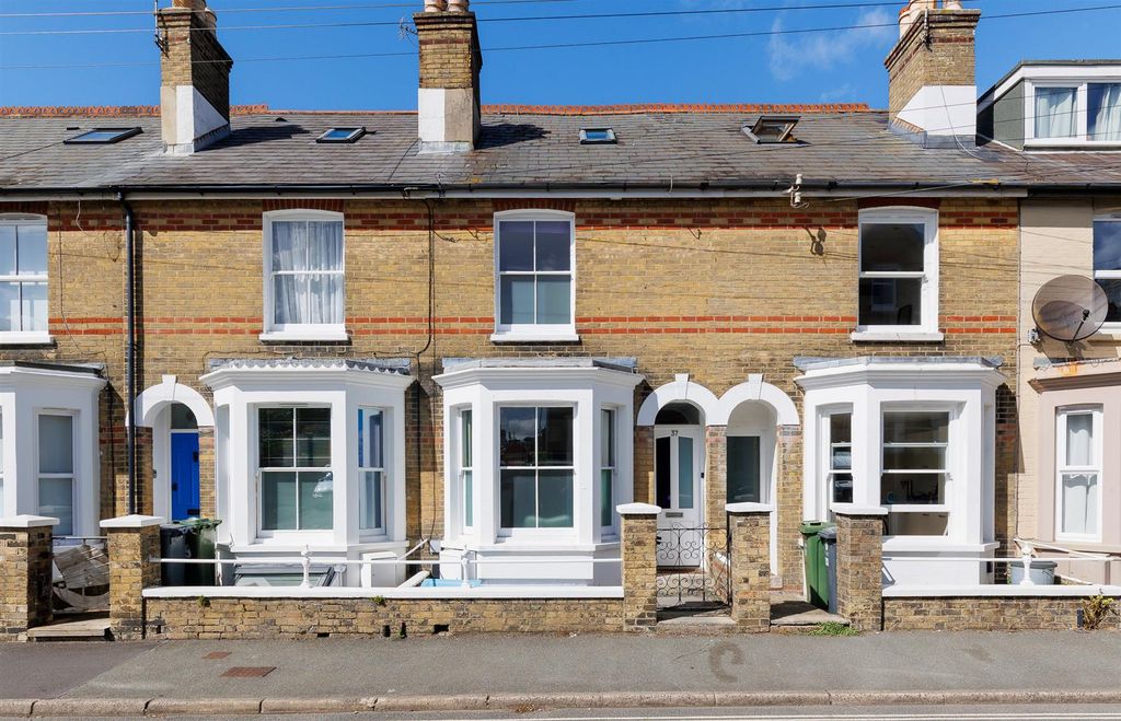 Property photo 1 of 19 Beckford Road