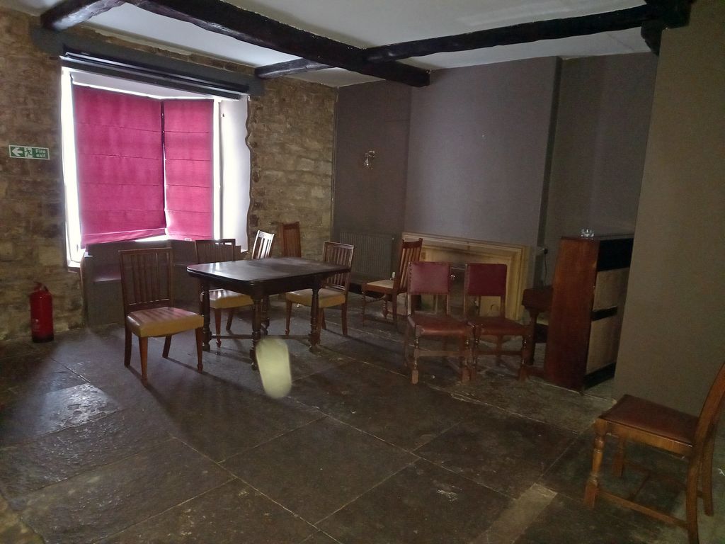 Property photo 3 of 8