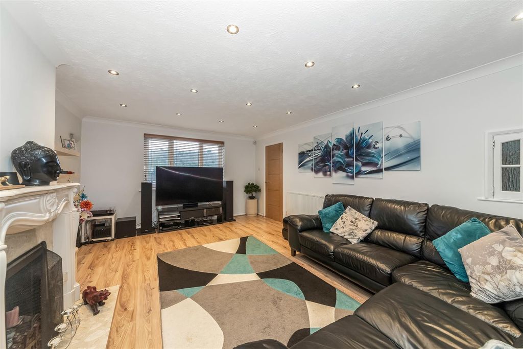 Property photo 3 of 14 Reception Room