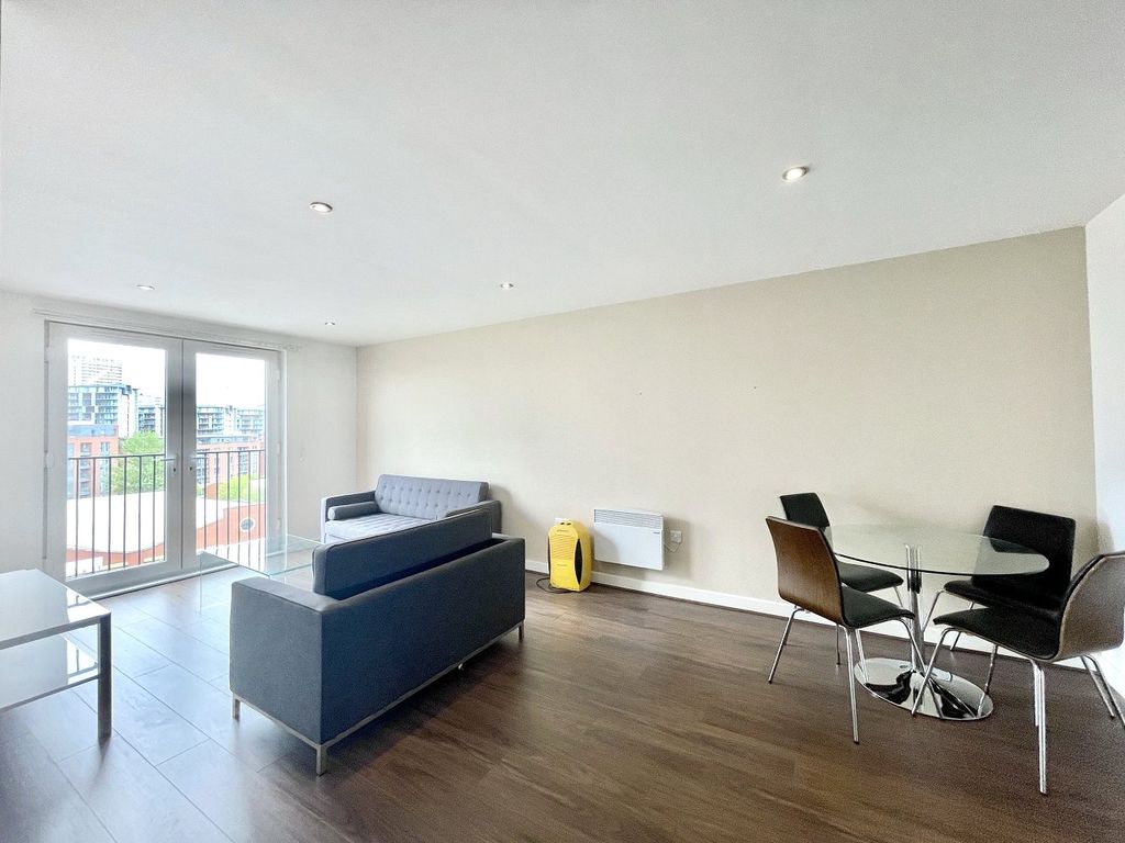 Property photo 3 of 12 3