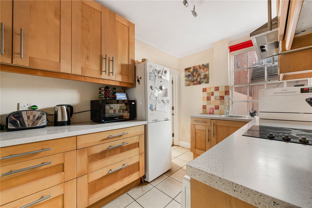 Property photo 3 of 12 Picture No. 06