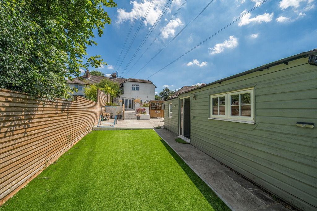 Property photo 2 of 16 Picture No. 04