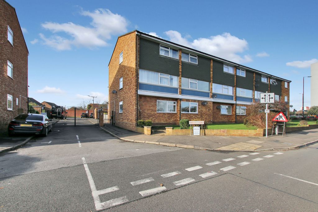 Property photo 1 of 5 Img_0549