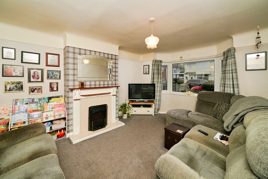 Property photo 3 of 15