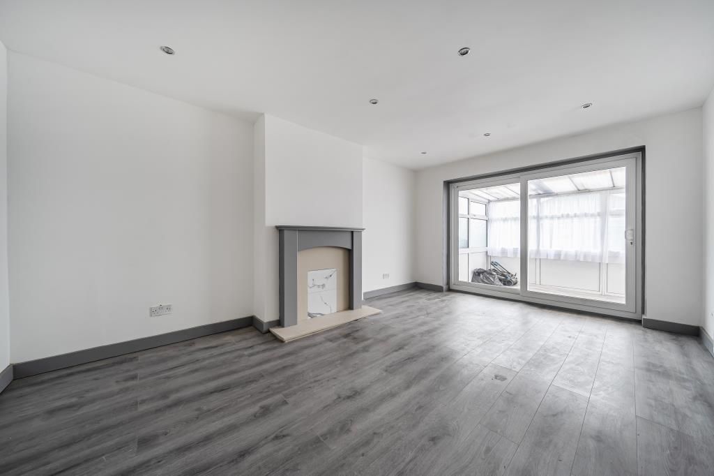 Property photo 2 of 20 Reception