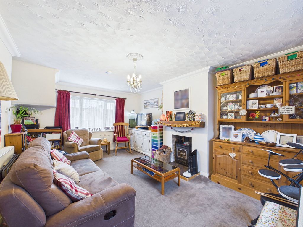 Property photo 2 of 16