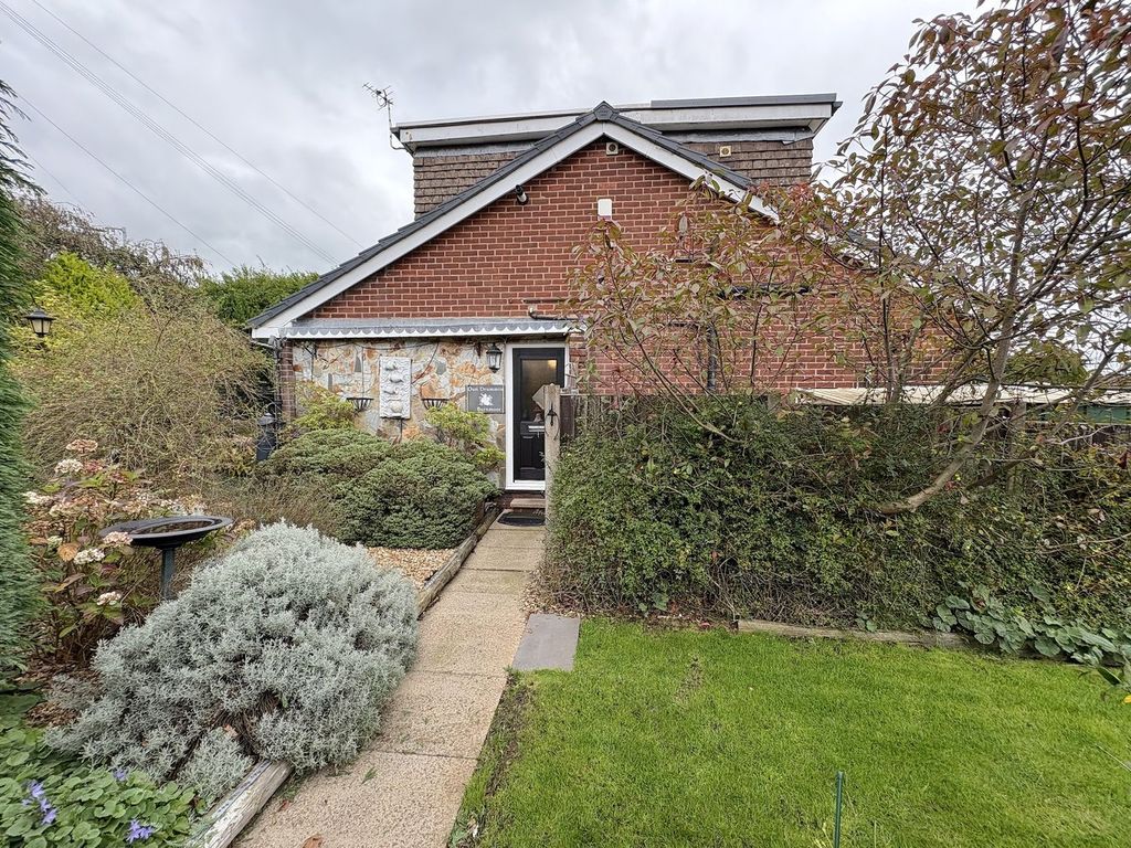 Property photo 1 of 27