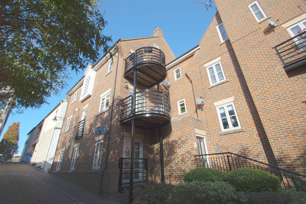 Property photo 2 of 12 Front.Jpg