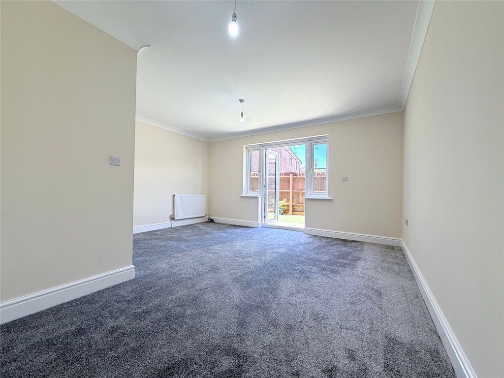 Property photo 3 of 16 Picture No. 36