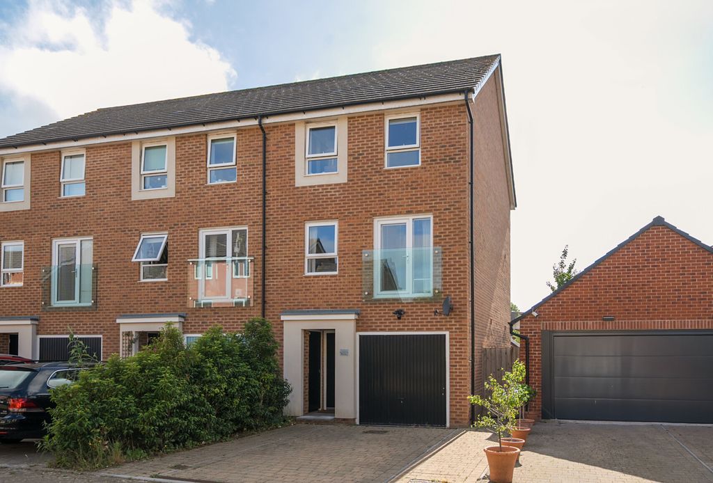 Property photo 1 of 22 1314062-5-685Ad02...