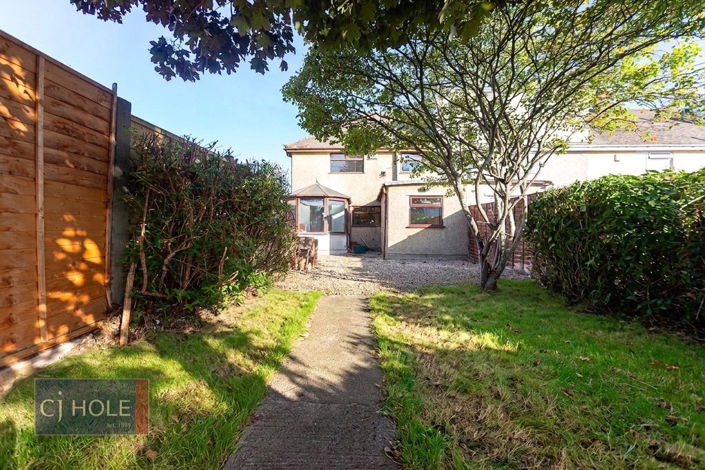 Property photo 3 of 19 Picture No. 64