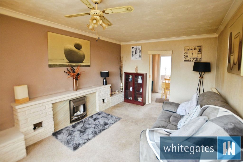 Property photo 2 of 26 Picture No. 13