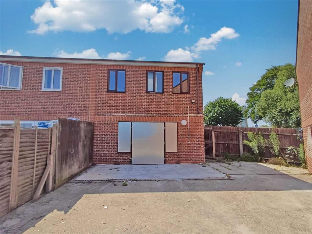 Property photo 2 of 5