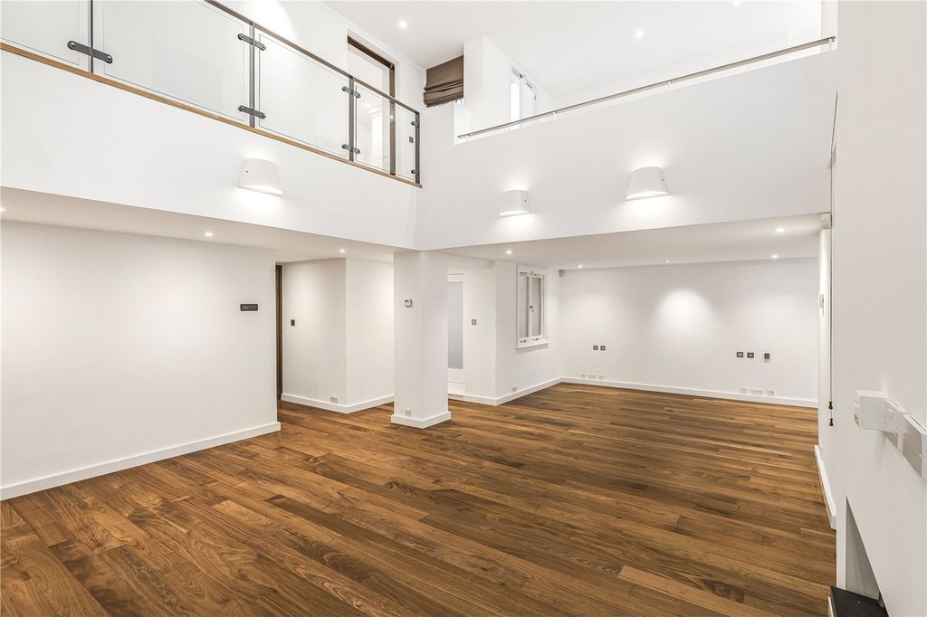 Property photo 1 of 16 Picture No. 05