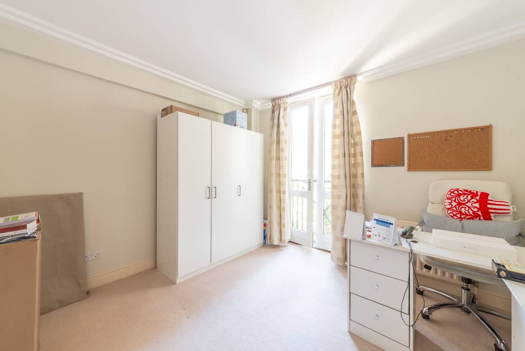 Property photo 1 of 6