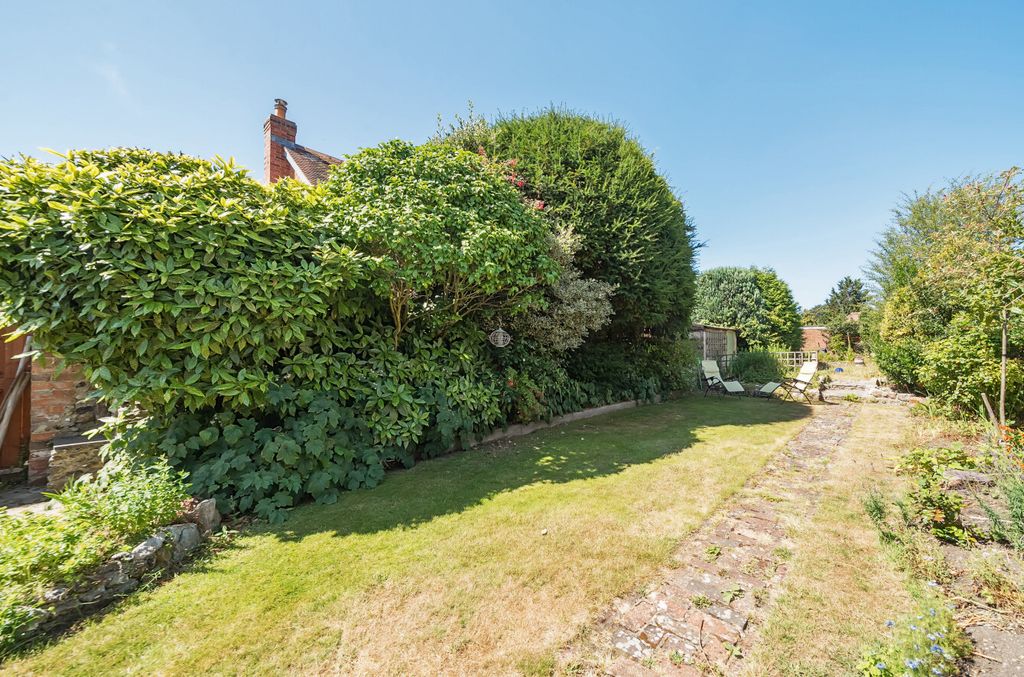 Additional image 9 of 4 bed detached house for saleCastle Street, Portchester, Fareham, Hampshire PO16