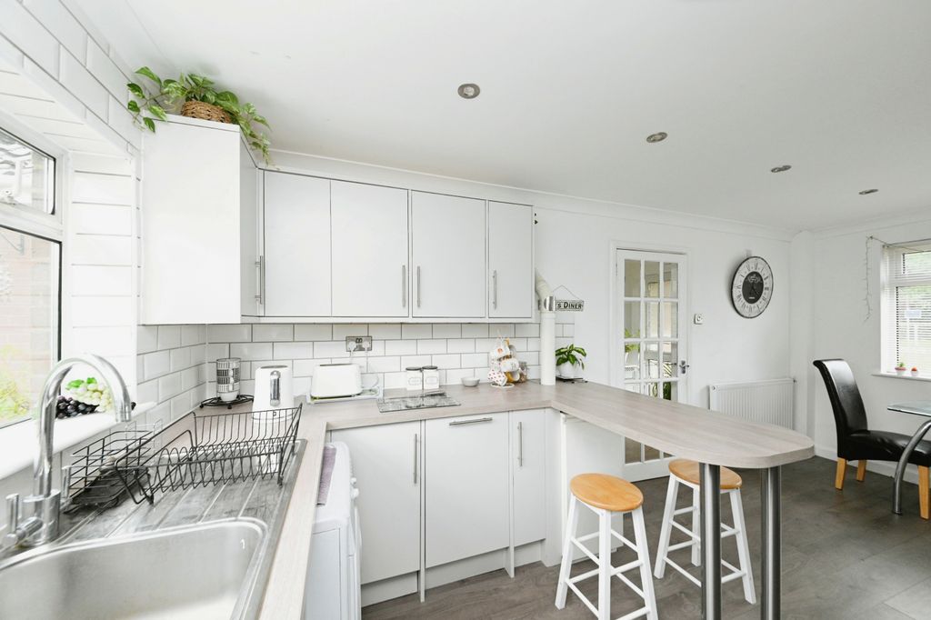 Property photo 2 of 17 Photography