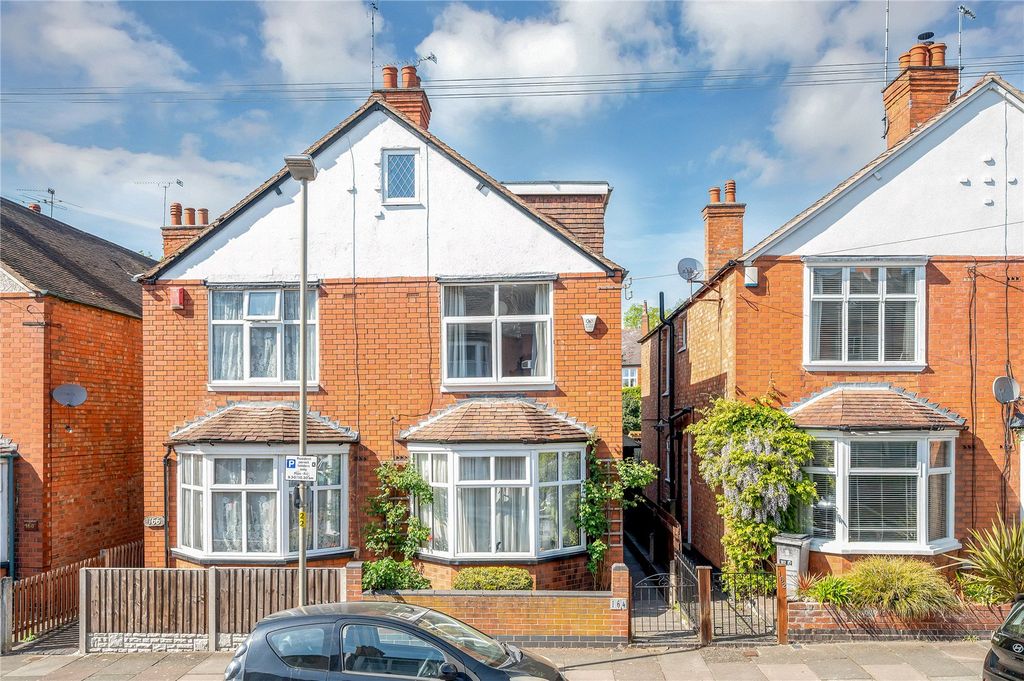 Property photo 1 of 19 Picture No. 01