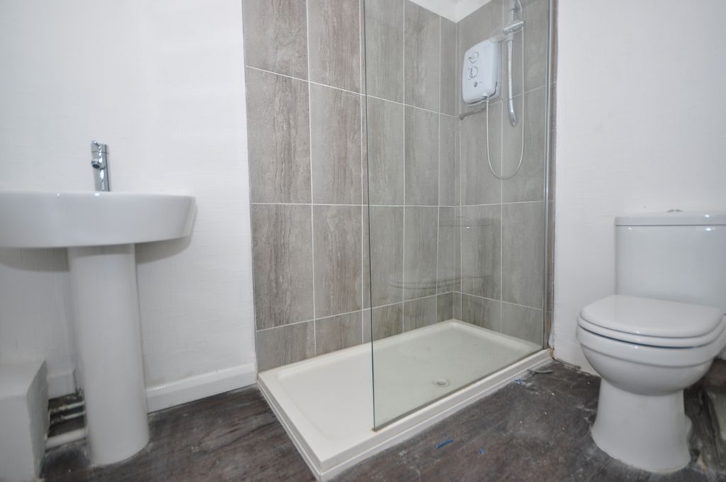 Property photo 3 of 5 008