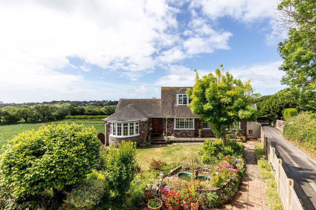 Property photo 1 of 37