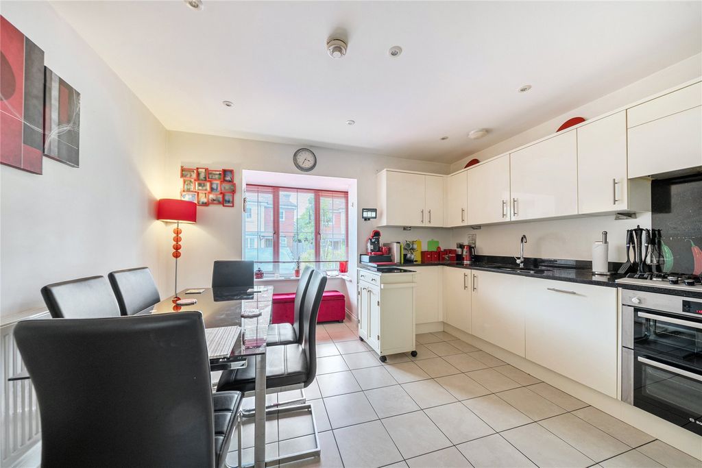 Property photo 3 of 18 Picture No. 04