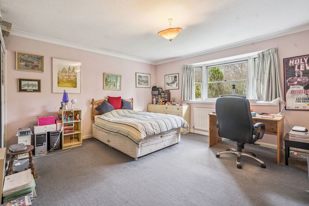 Additional image 19 of 6 bed detached house for saleTemplewood Lane, Farnham Common SL2