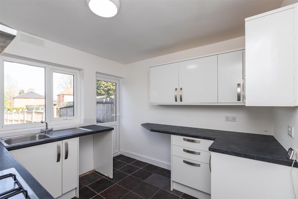 Property photo 2 of 15 Approach