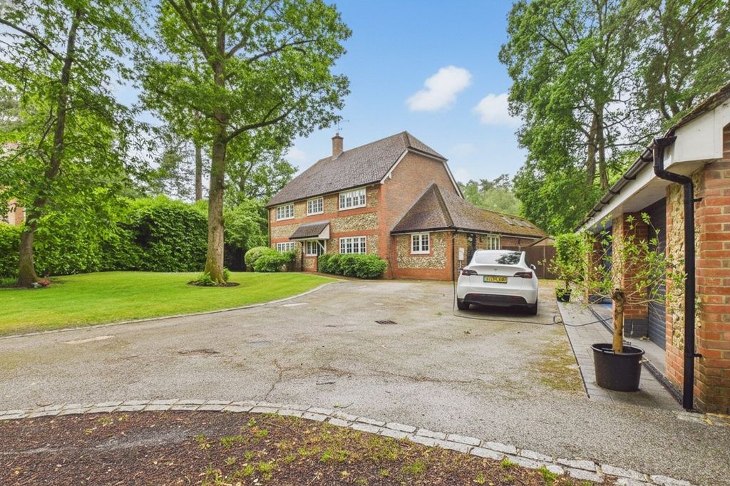 Property photo 1 of 17 Picture No. 19