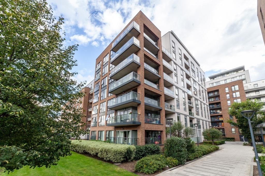 Property photo 1 of 2