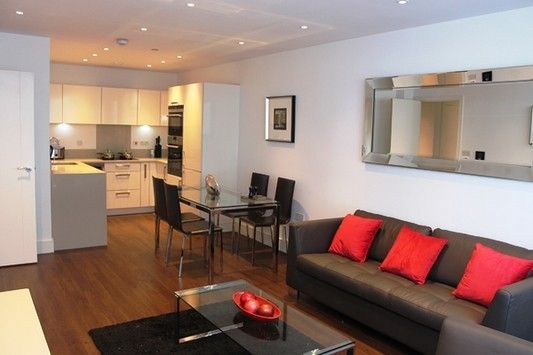 Property photo 1 of 7 Living Area