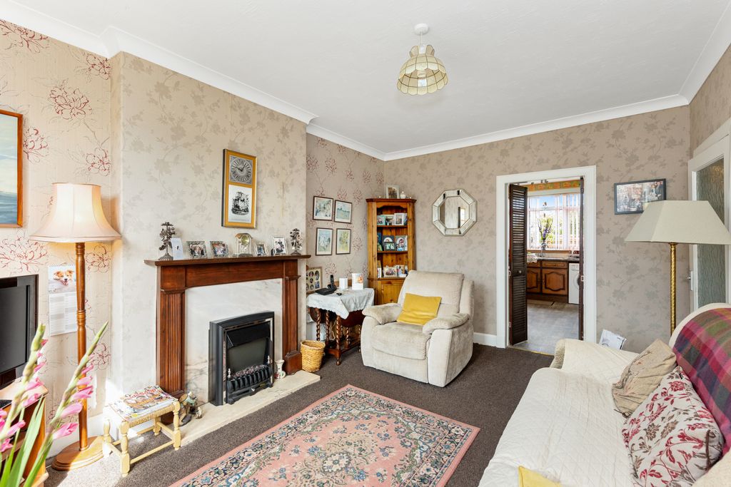 Property photo 3 of 17 Property Image 3