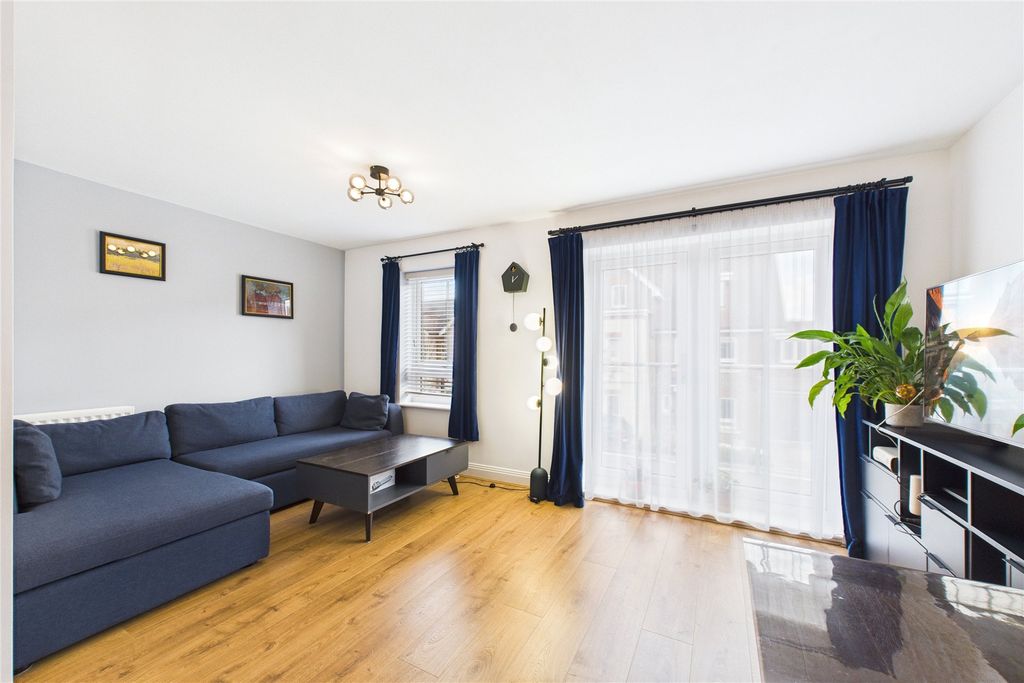 Property photo 3 of 15 Picture No. 20