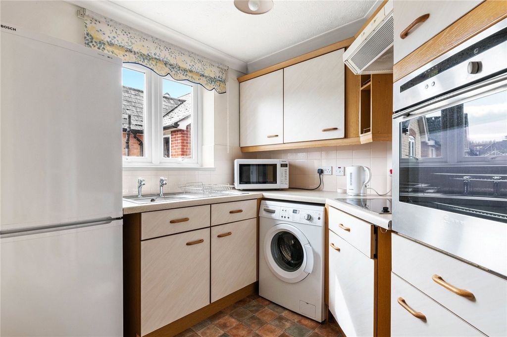 Property photo 2 of 13 Picture No. 02