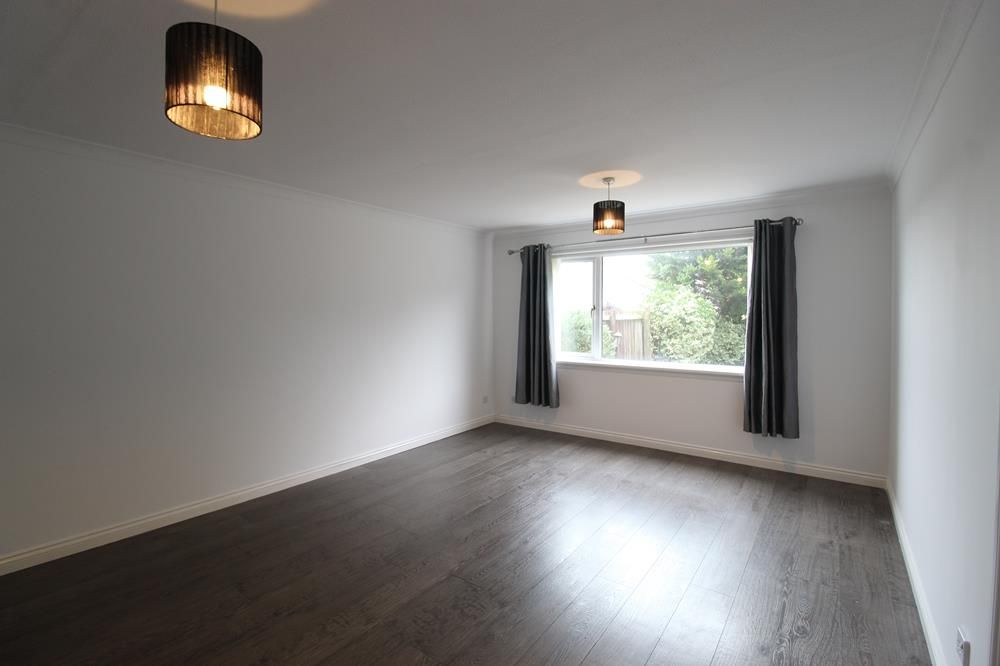 Property photo 1 of 15 Lounge Alt 2026