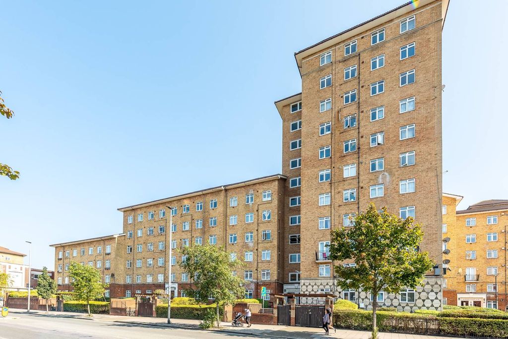 Property photo 3 of 7