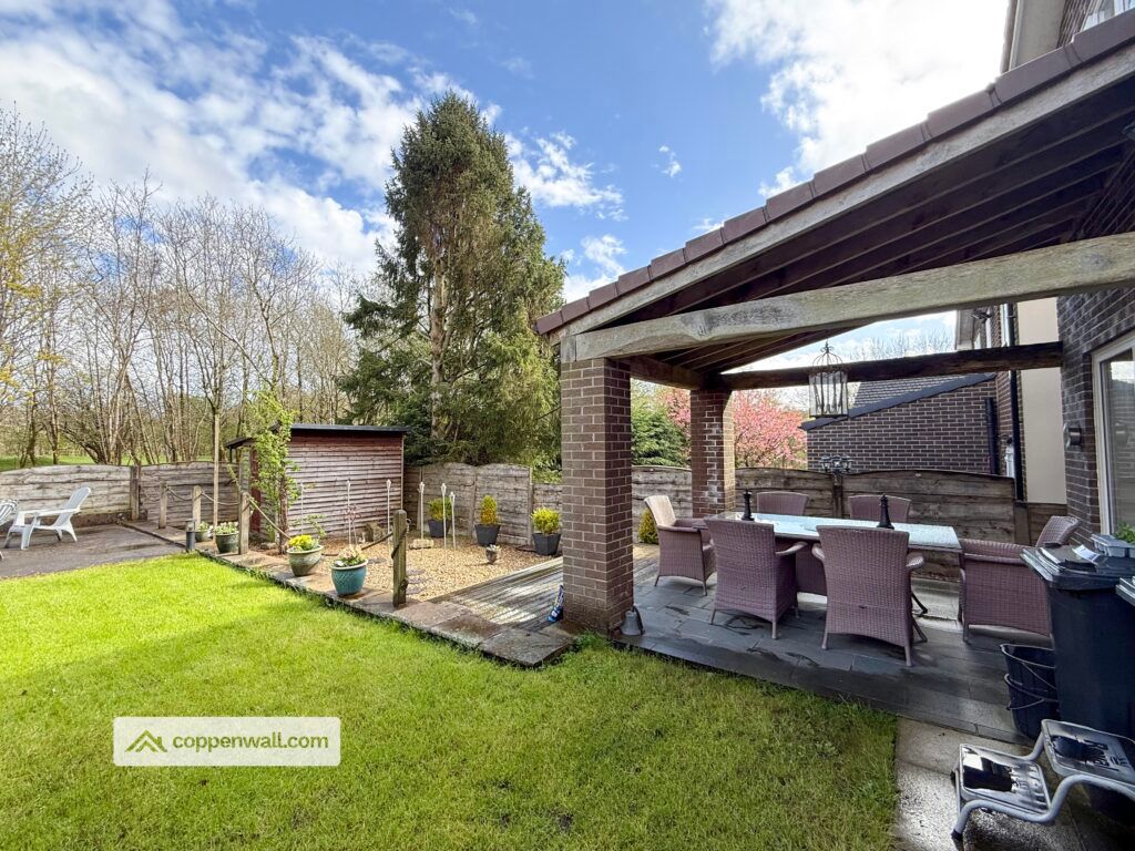 Property photo 2 of 37